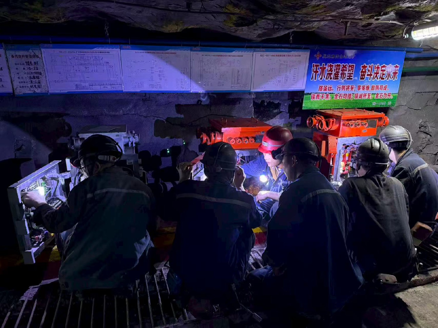 金達煤礦搭建機電維修實訓課堂，讓技能培訓更“接地氣”